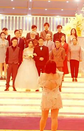 淘气小亲亲第01集